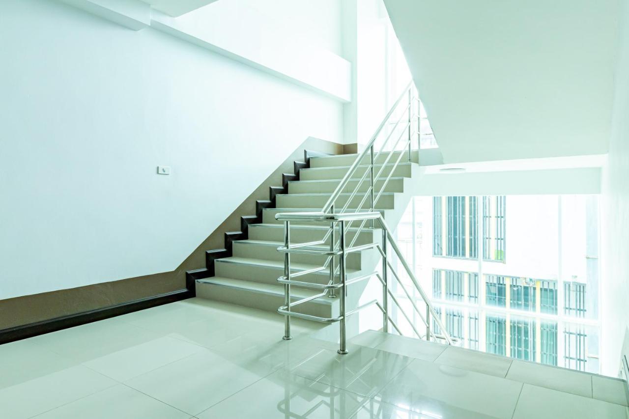 Udee Living Place Hat Yai Exterior photo