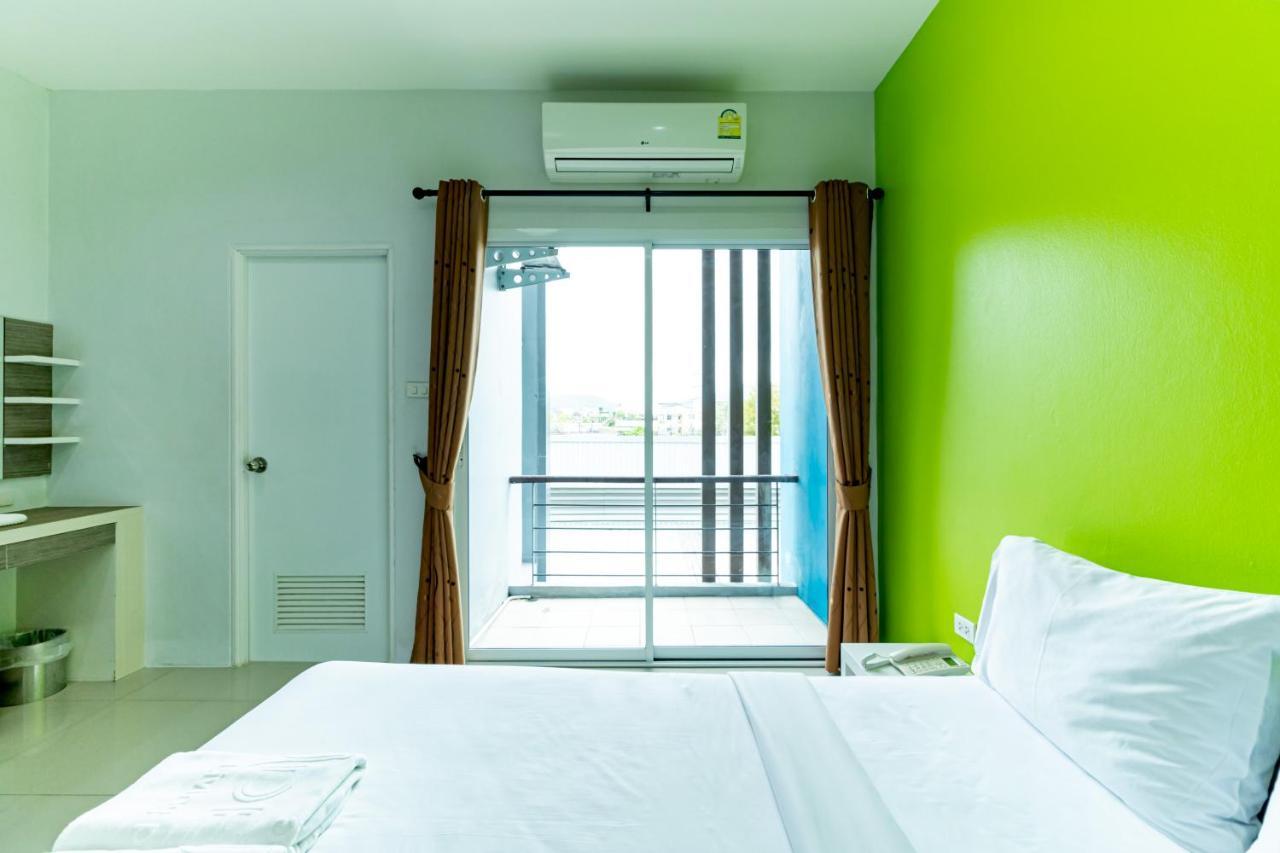 Udee Living Place Hat Yai Exterior photo